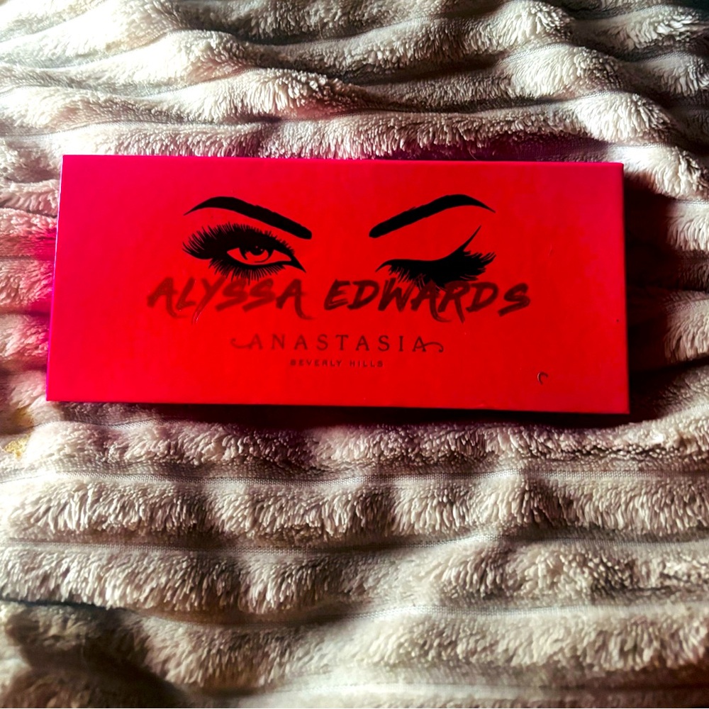 Alyssa Edwards Eyeshadow Palette by Anastasia - BH